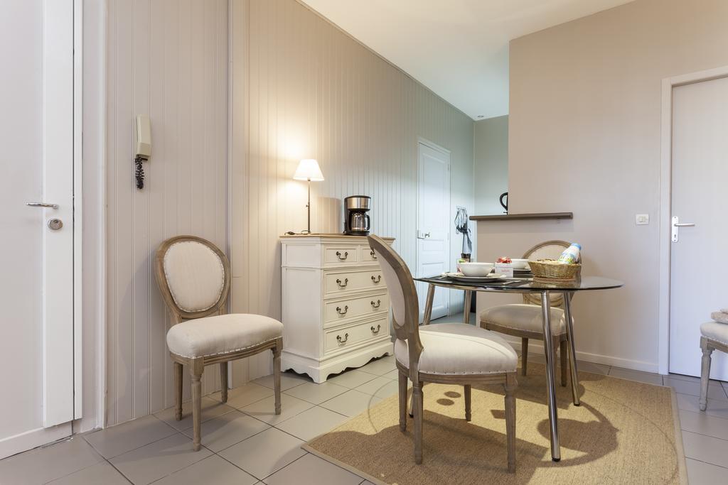 Charmants Appartements Centre Ville Montpellier Room photo